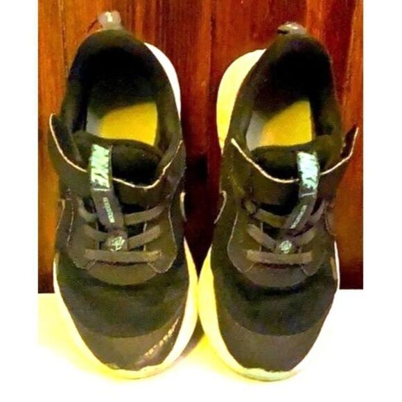 Nike Revolution - CHILD - Picture 1 of 2